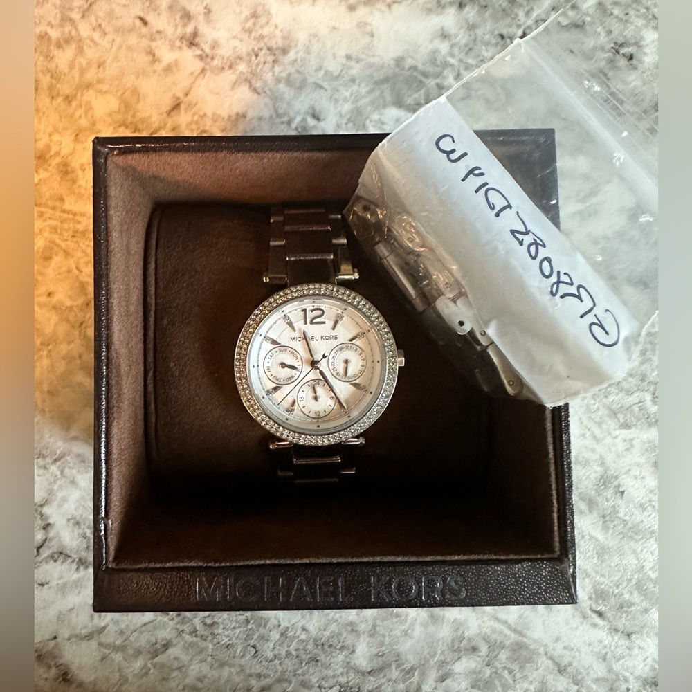 MK WATCH
